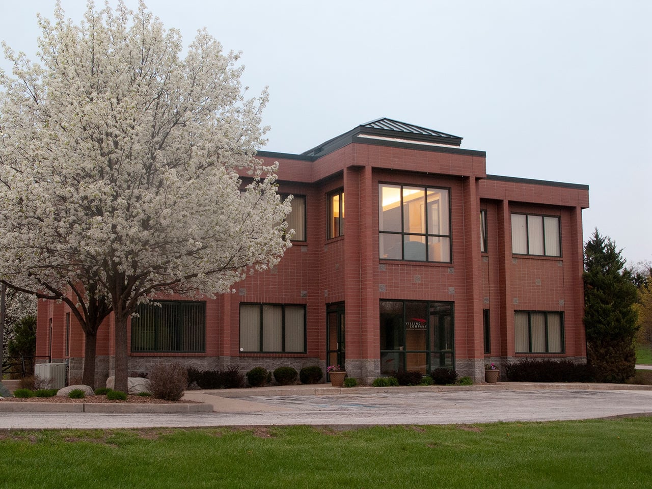 Sturges Property Group - 5909 Nimitz Parkway, Fort Wayne, IN