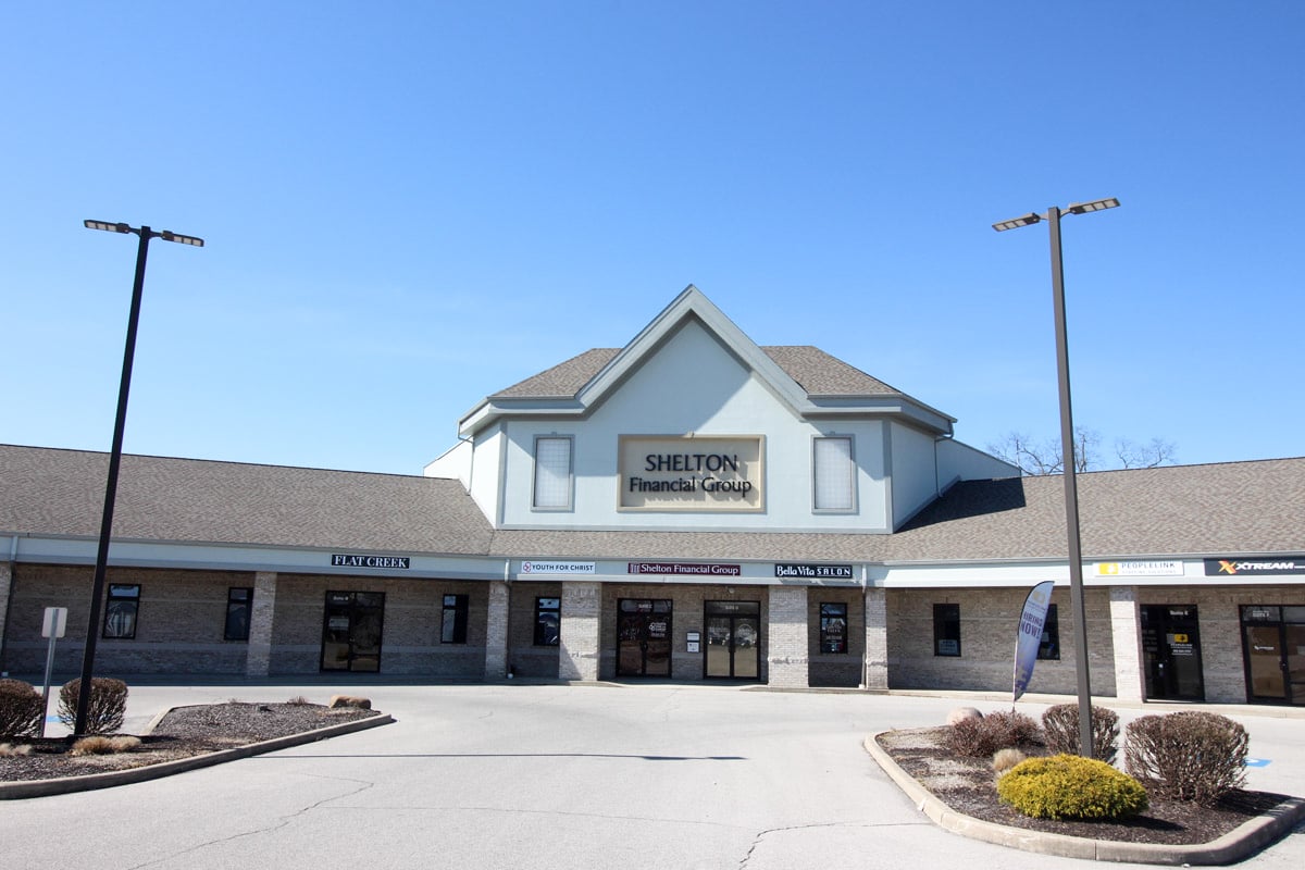 Sturges Property Group - Dutch Mill Landing, Bluffton IN retail/office space for lease