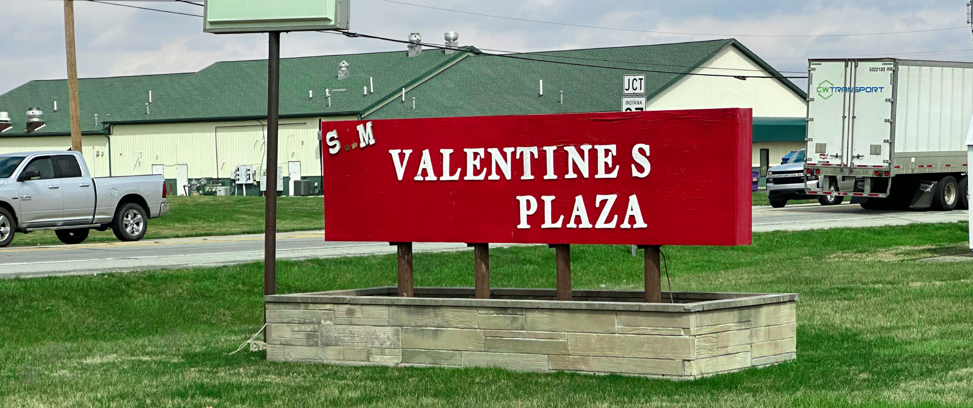 Sturges Property Group - Valentine Plaza, 7445 W SR 28, Elwood, IN 46036