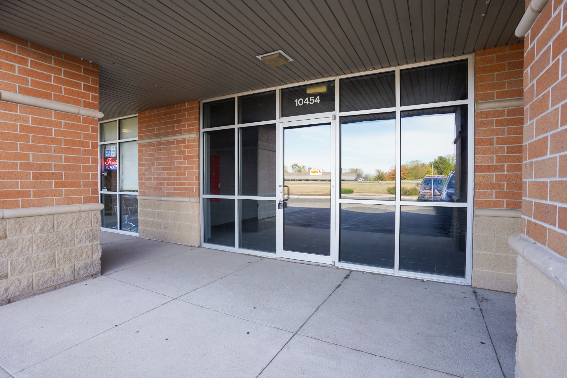 Sturges Property Group - 10454 Maysville Rd, Fort Wayne, IN. Retail space for lease.