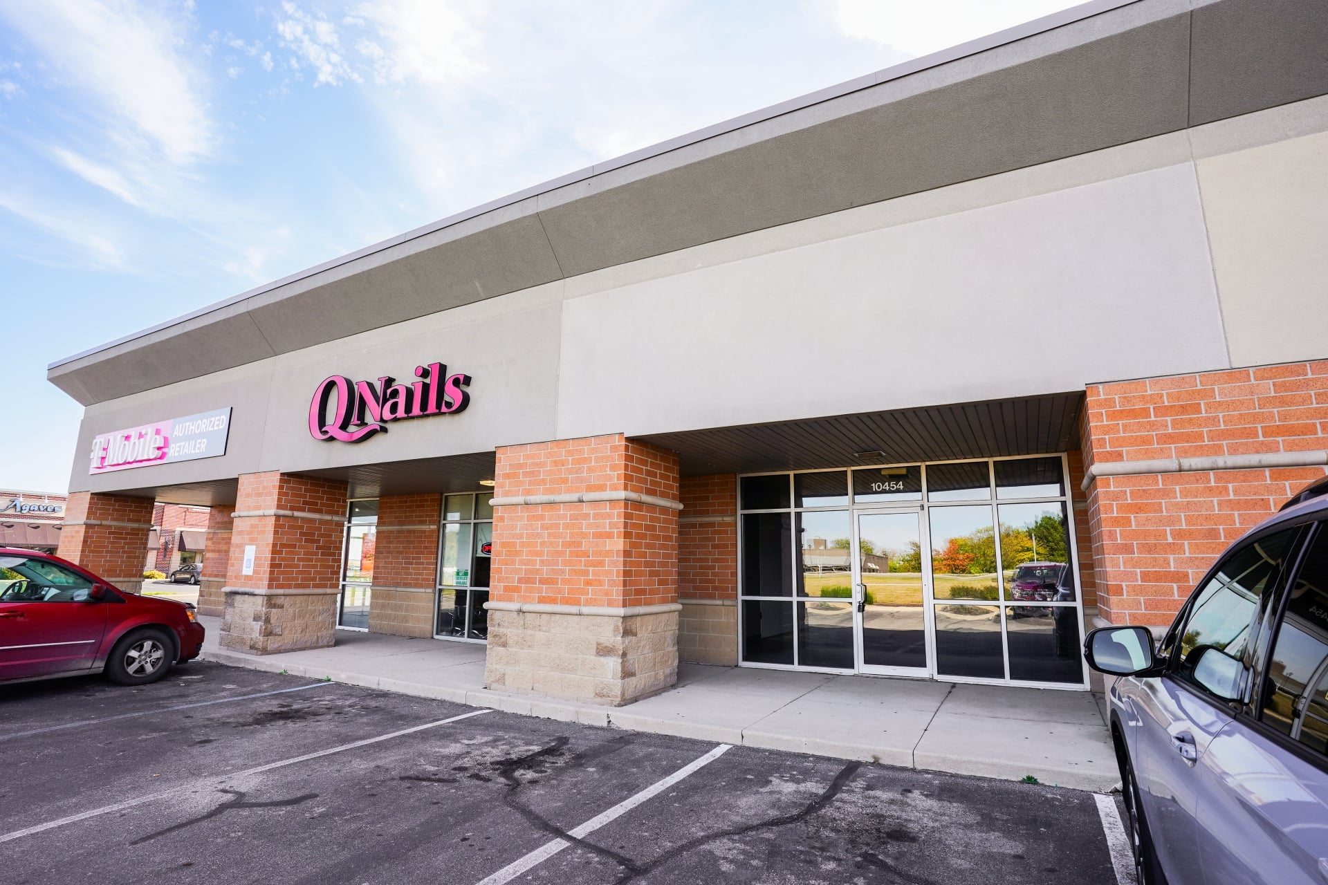 Sturges Property Group - 10454 Maysville Rd, Fort Wayne, IN. Retail space for lease.