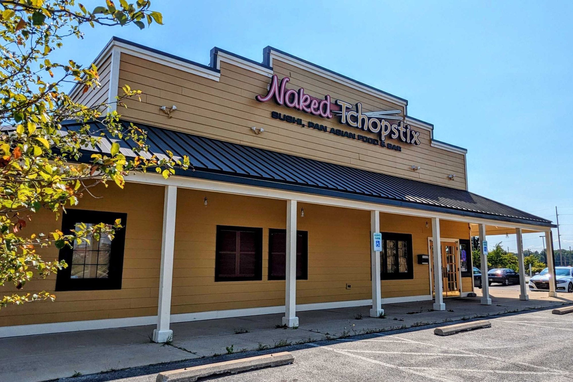 Sturges Property Group - Naked Tchopstix Restaurant, 8607 US 24 W, Fort Wayne, IN 46804