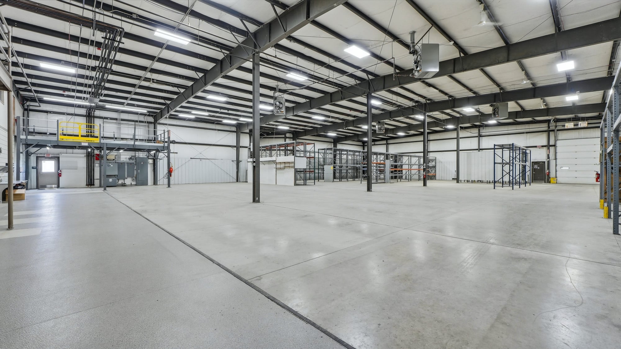 Sturges Property Group-Industrial For Lease-3421 Centennial Dr, Fort Wayne, IN 46808