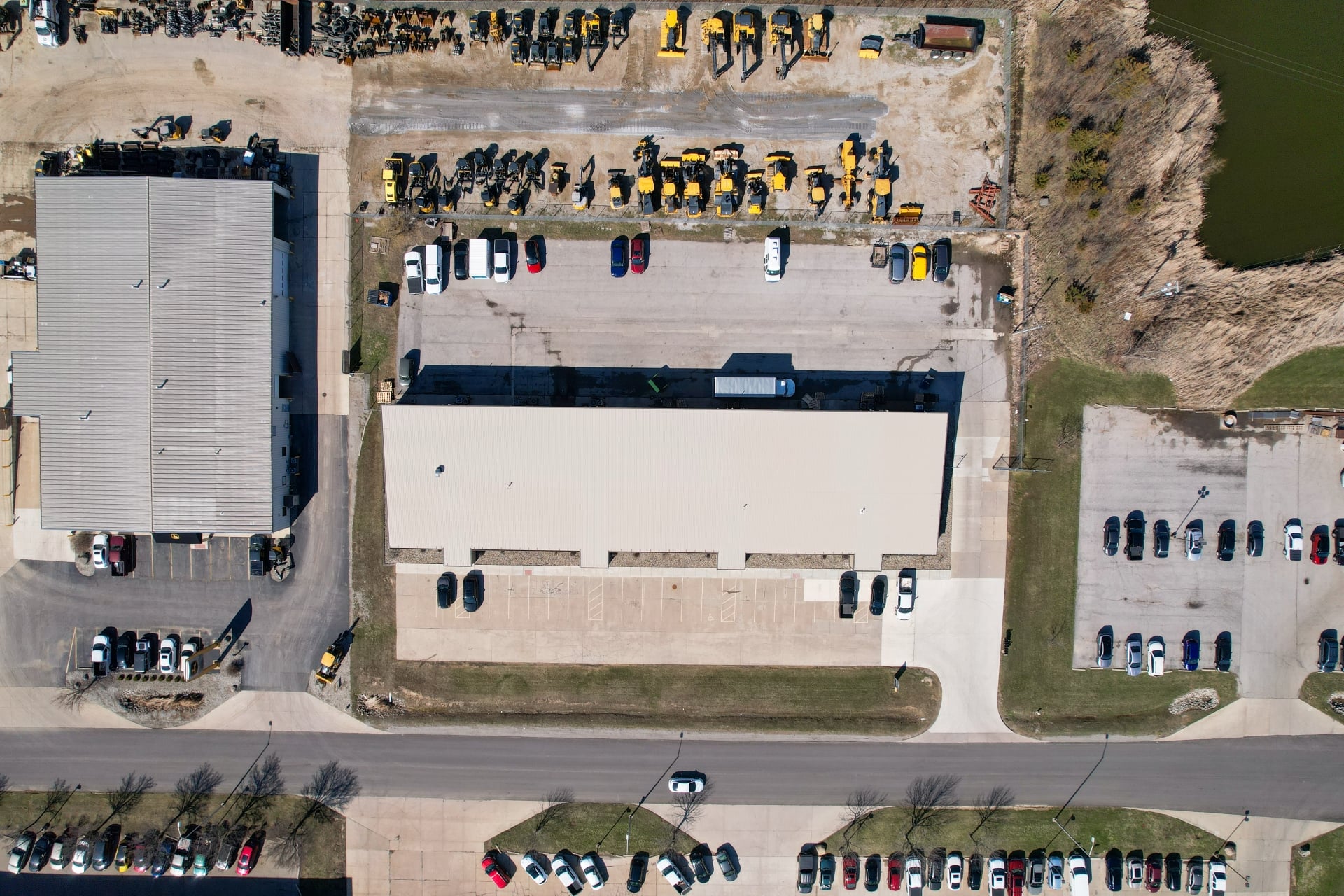 Sturges Property Group-Industrial For Lease-3020 Congressional Parkway, Fort Wayne, IN 46808