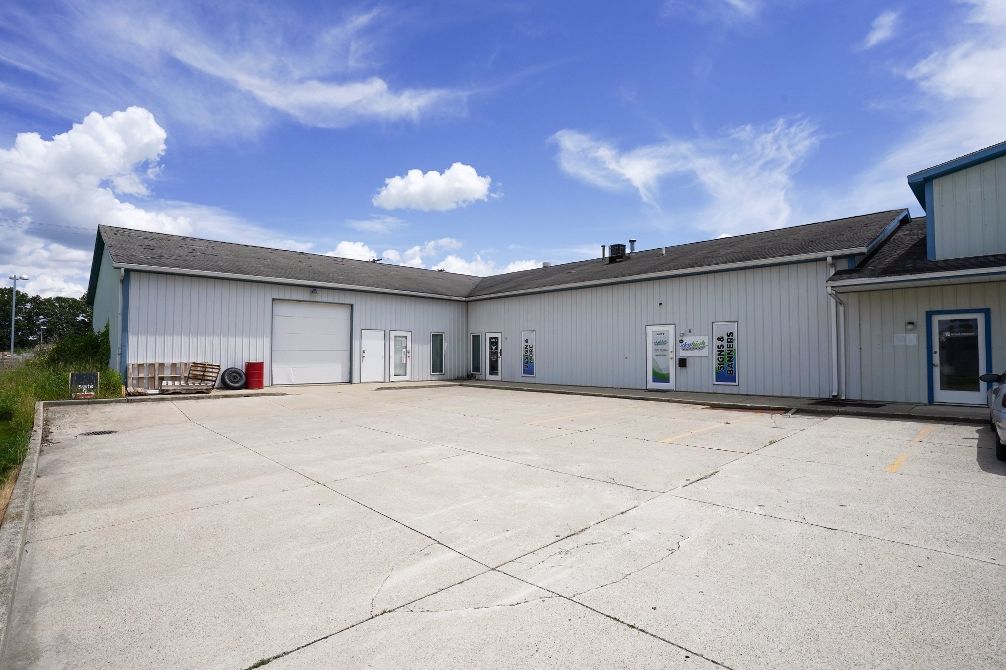 Sturges Property Group - Industrial space for lease near Smith Field Airport in Fort Wayne