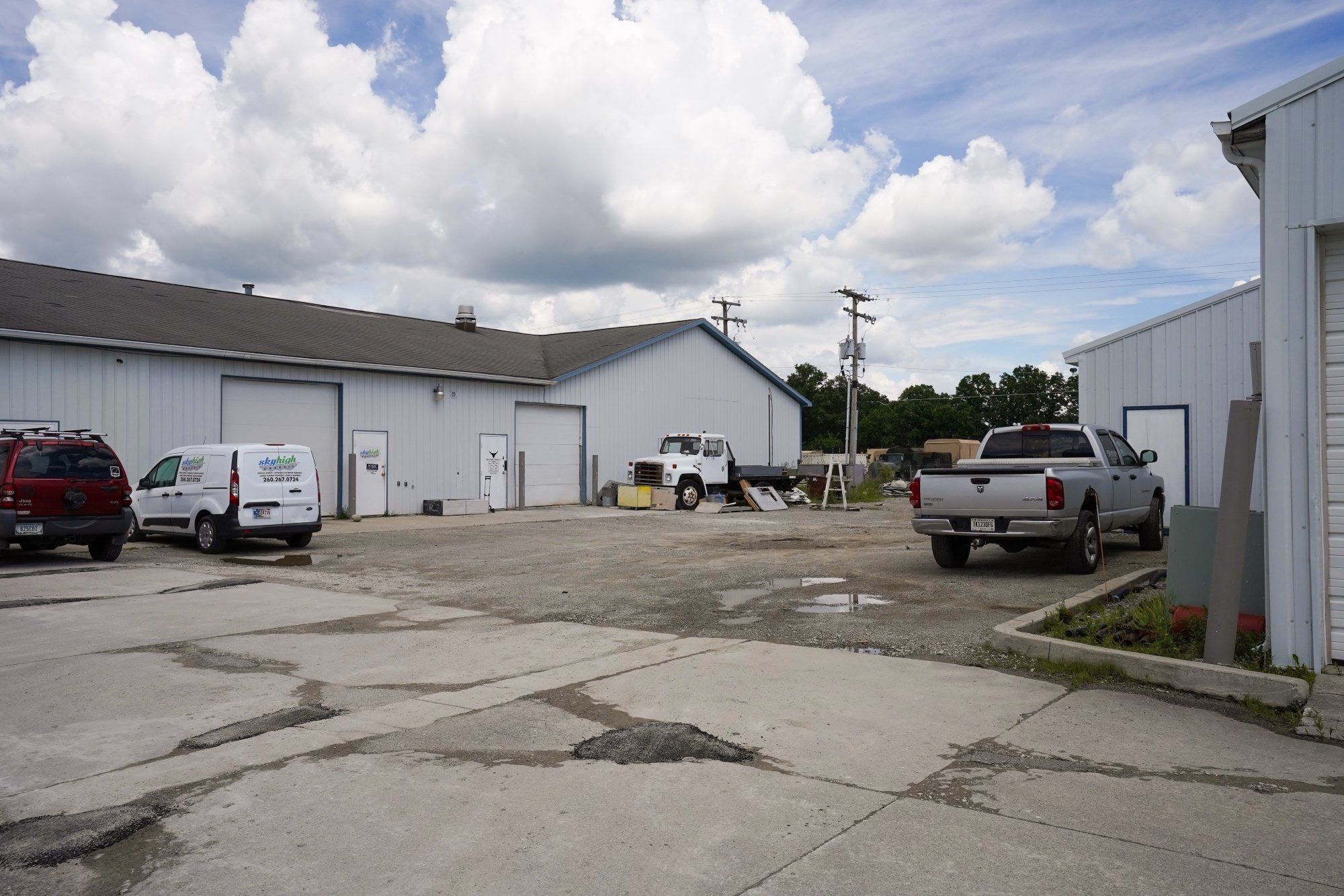 Sturges Property Group - Industrial space for lease near Smith Field Airport in Fort Wayne