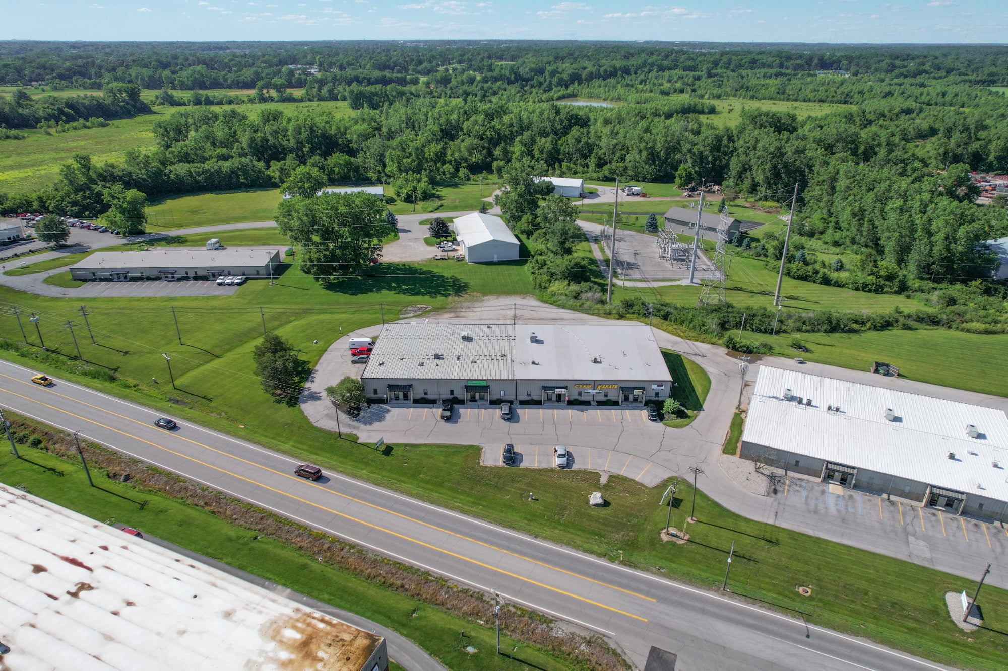 Sturges Property Group-4132-4134 Engleton Dr-Fort Wayne, IN-Industrial Space For Lease