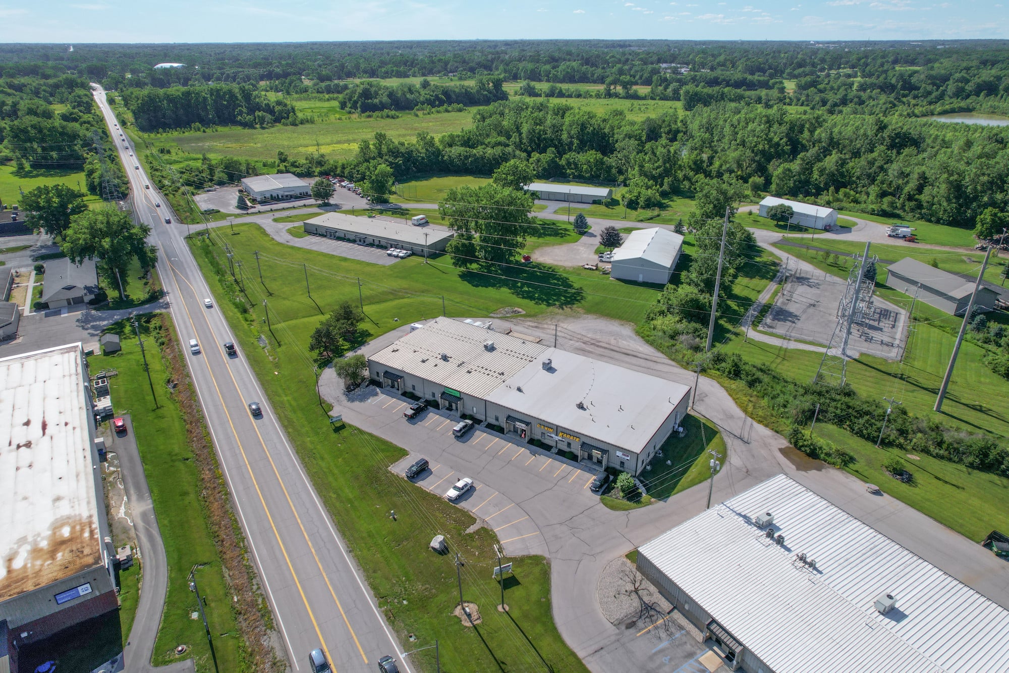 Sturges Property Group-4132-4134 Engleton Dr-Fort Wayne, IN-Industrial Space For Lease