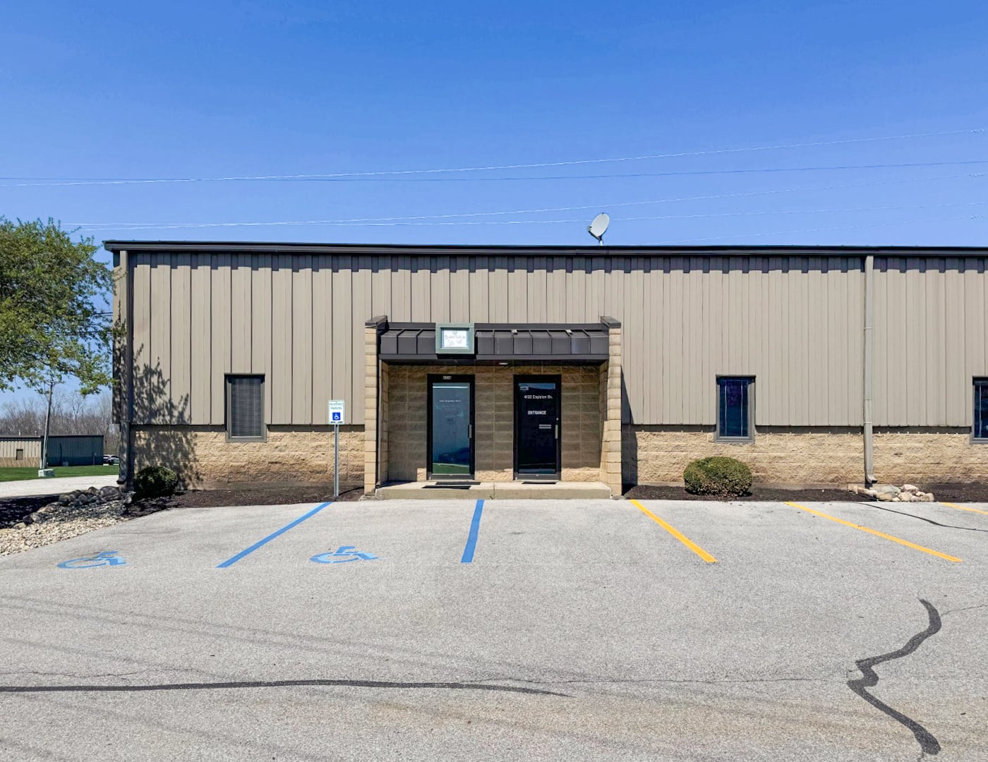 Sturges Property Group-4132-4134 Engleton Dr-Fort Wayne, IN-Industrial Space For Lease