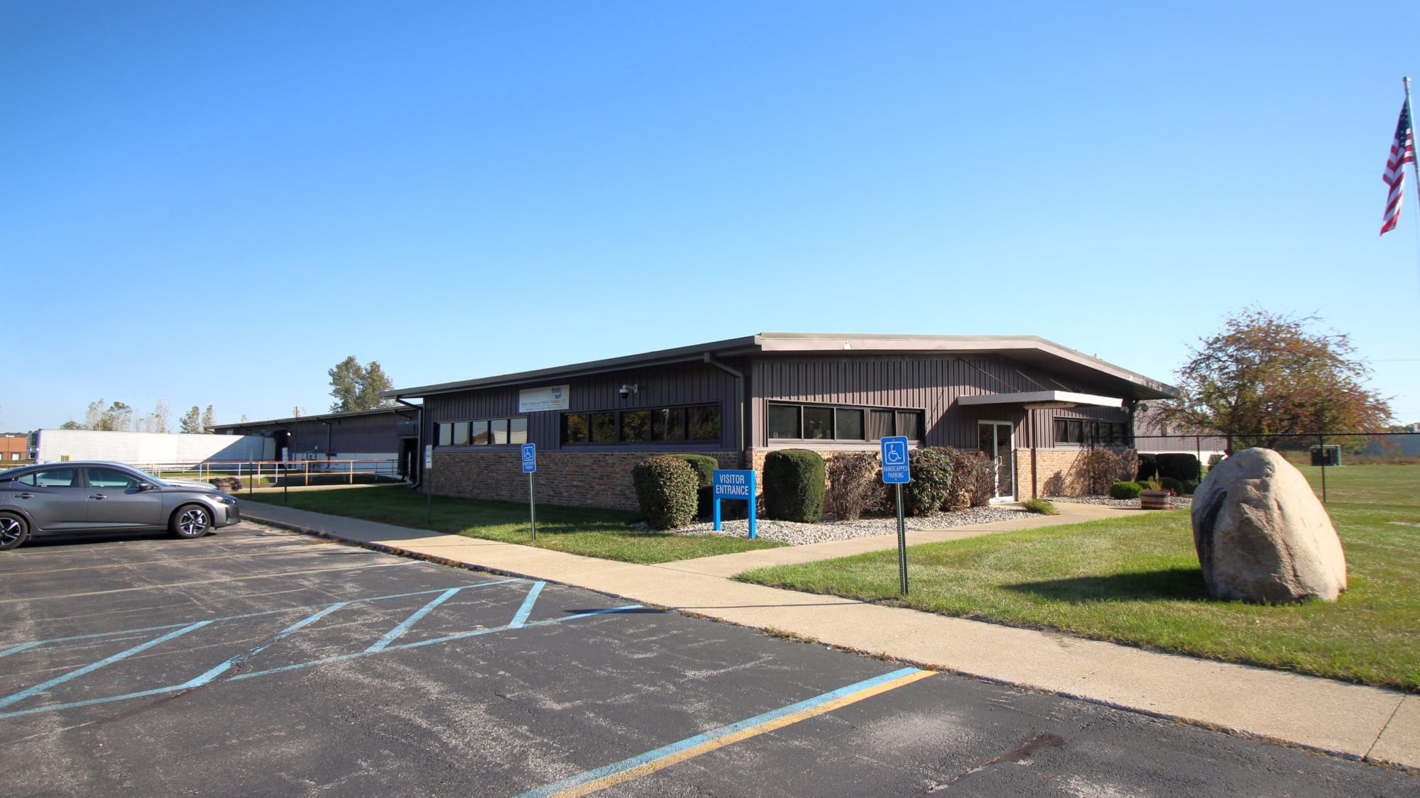 Sturges Property Group-For Sale or Lease-Riverfork Industrial-2051 Riverfork Dr-Huntington, IN
