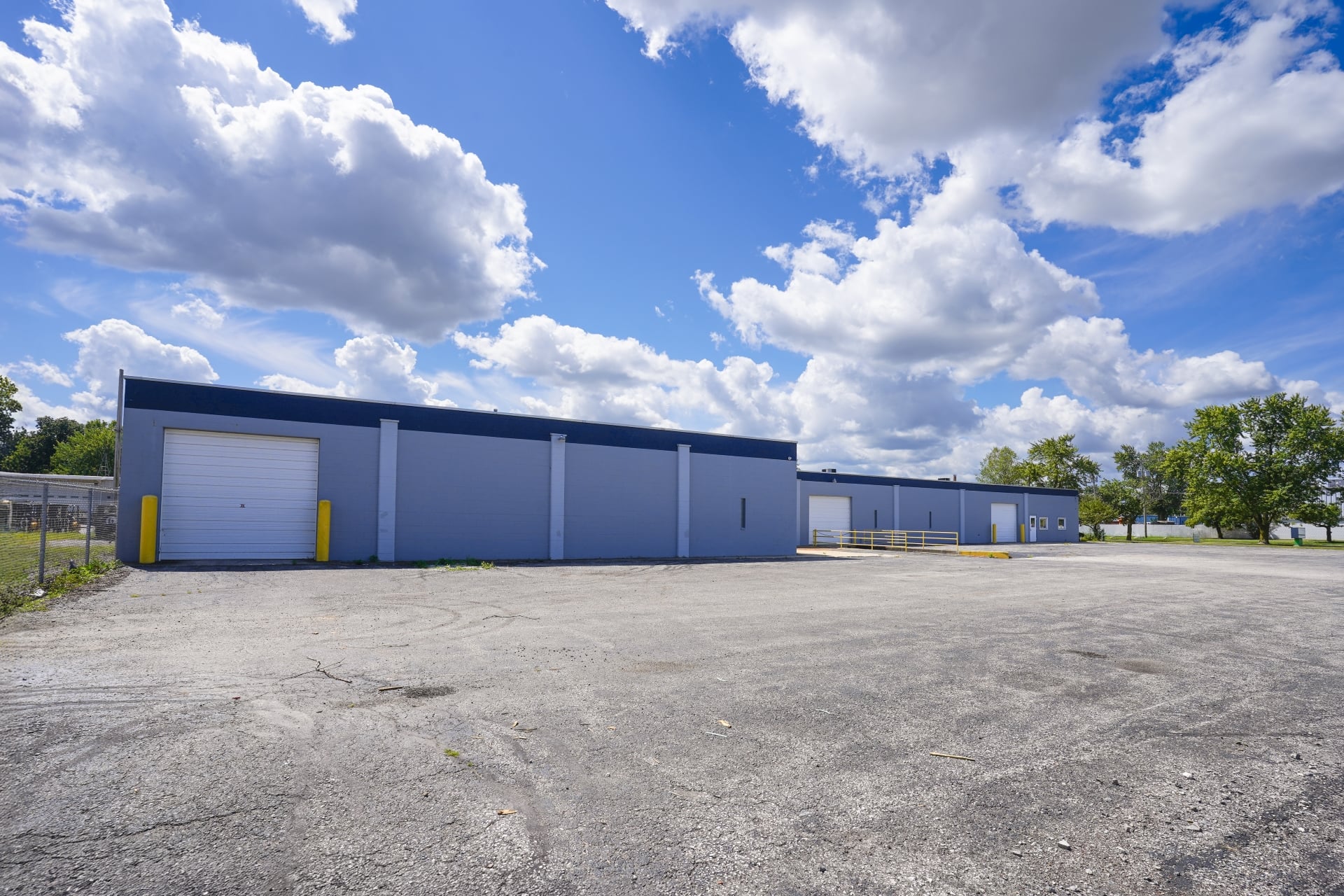 Sturges Property Group - 2010 Lakeview Drive, Fort Wayne Industrial space for lease