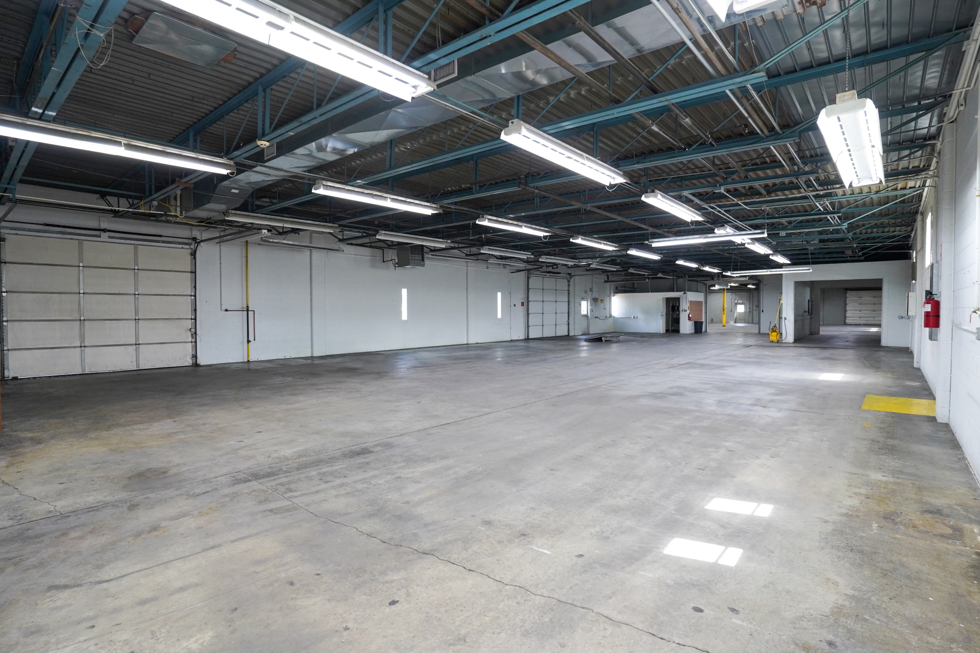 Sturges Property Group - 2010 Lakeview Drive, Fort Wayne Industrial space for lease