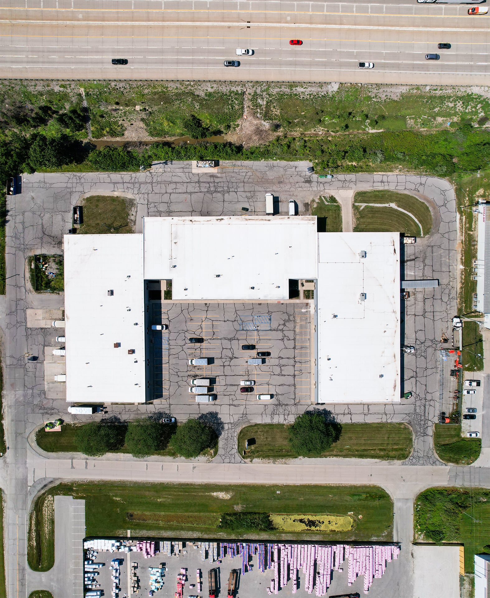 Sturges Property Group - Research Drive Industrial Space for Lease On I-69