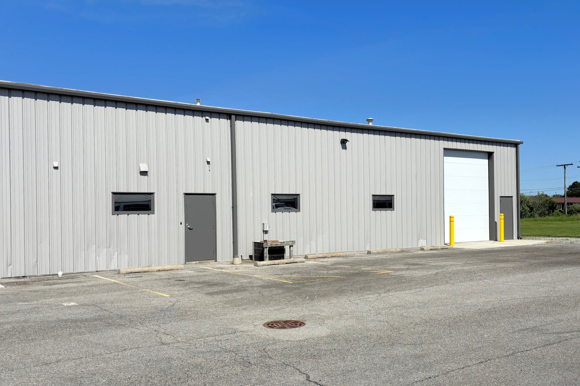 Sturges Property Group-Industrial For Lease-7007 Trafalgar St-Fort Wayne, IN 46803