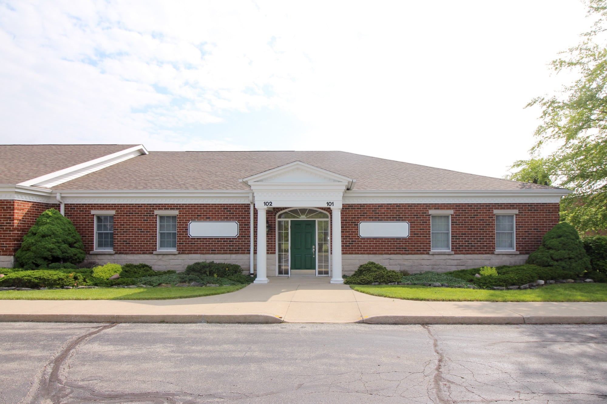 Sturges Property Group-Amherst Office Building For Lease-2855 Northpark Ave, Huntington, IN