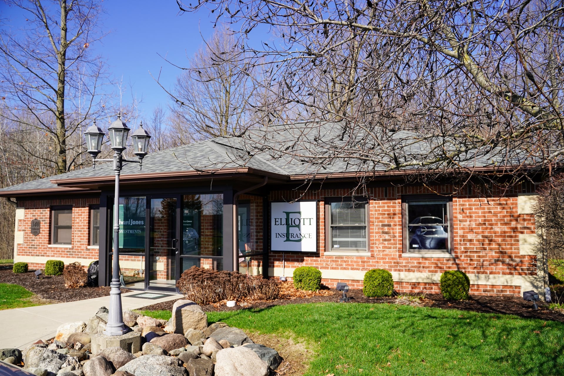 Sturges Property Group - 340 Northpoint Ave, Huntington, IN. Office for sale.