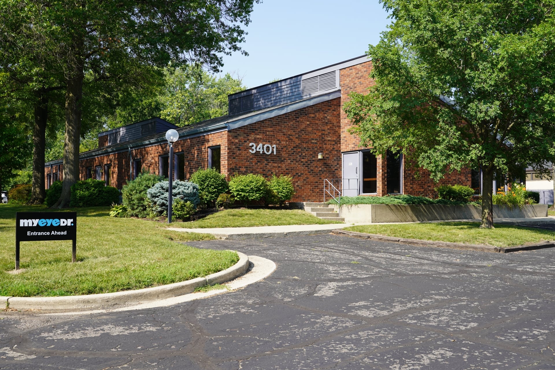 Sturges Property Group - Medical Office For Sale, 3401 Lake Ave, Fort Wayne, IN 46805
