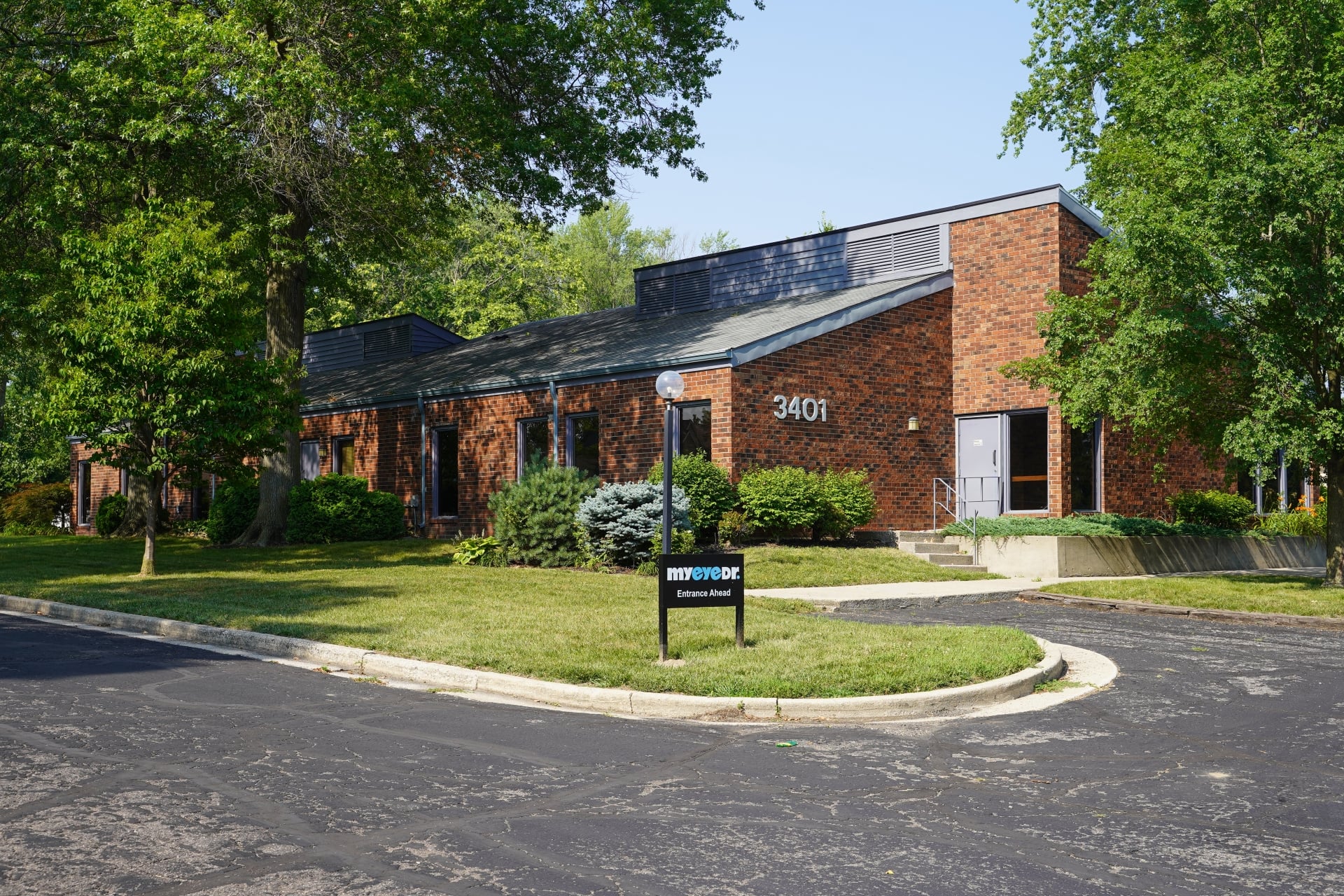 Sturges Property Group - Medical Office For Sale, 3401 Lake Ave, Fort Wayne, IN 46805