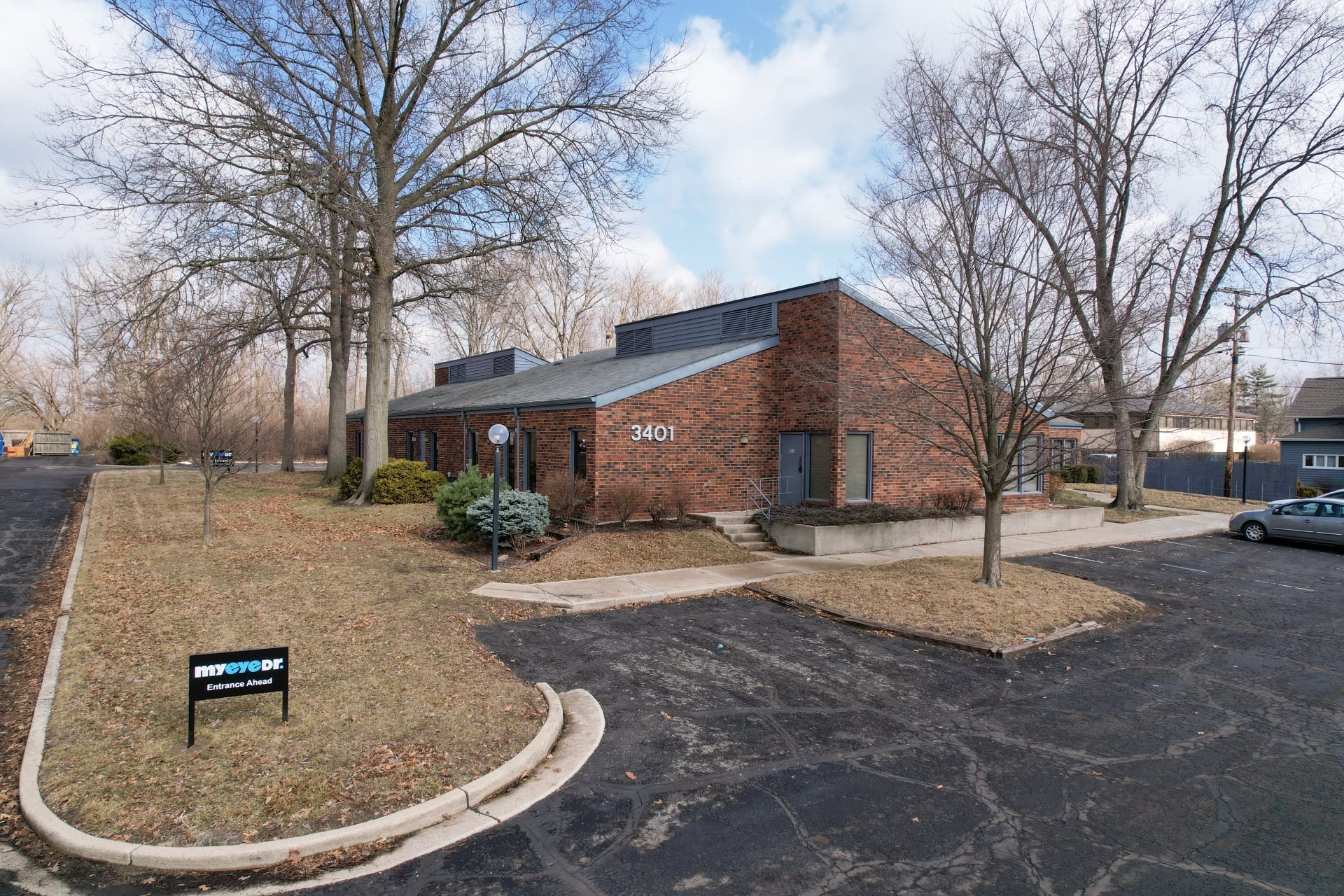 Sturges Property Group - Medical Office For Sale, 3401 Lake Ave, Fort Wayne, IN 46805