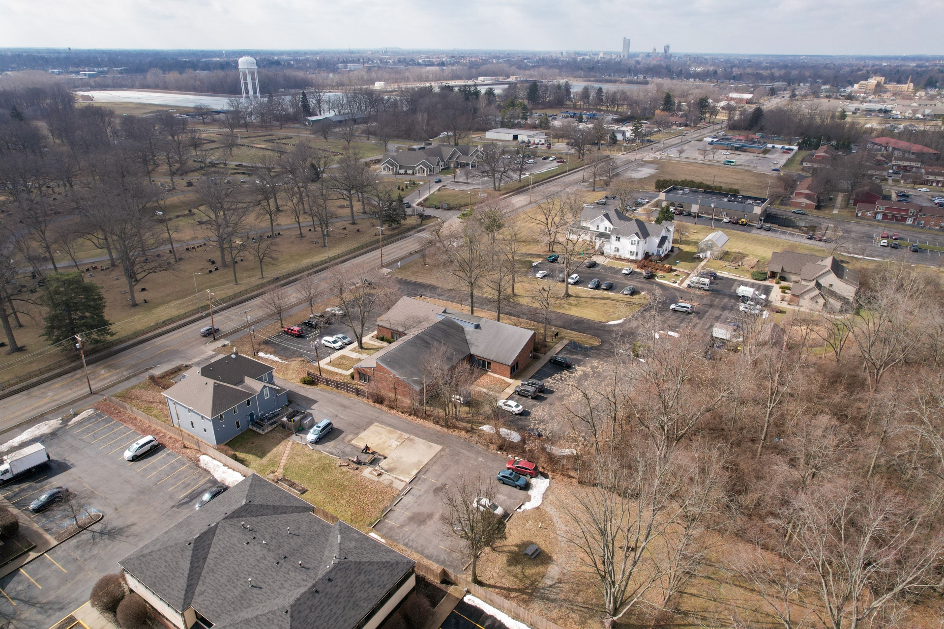 Sturges Property Group - Medical Office For Sale, 3401 Lake Ave, Fort Wayne, IN 46805